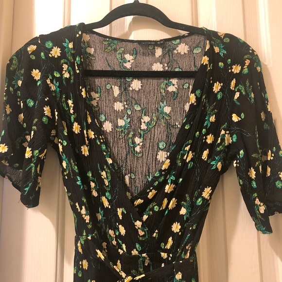 COTTON ON WOVEN ANGEL JUMPSUIT SZ XS - Picture 3 of 4